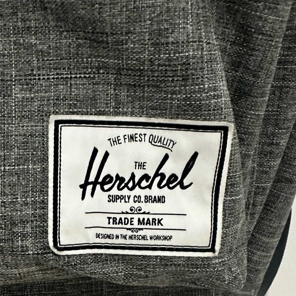Herschel Supply Company Charcoal Gray Pop Quiz Backpack 25L